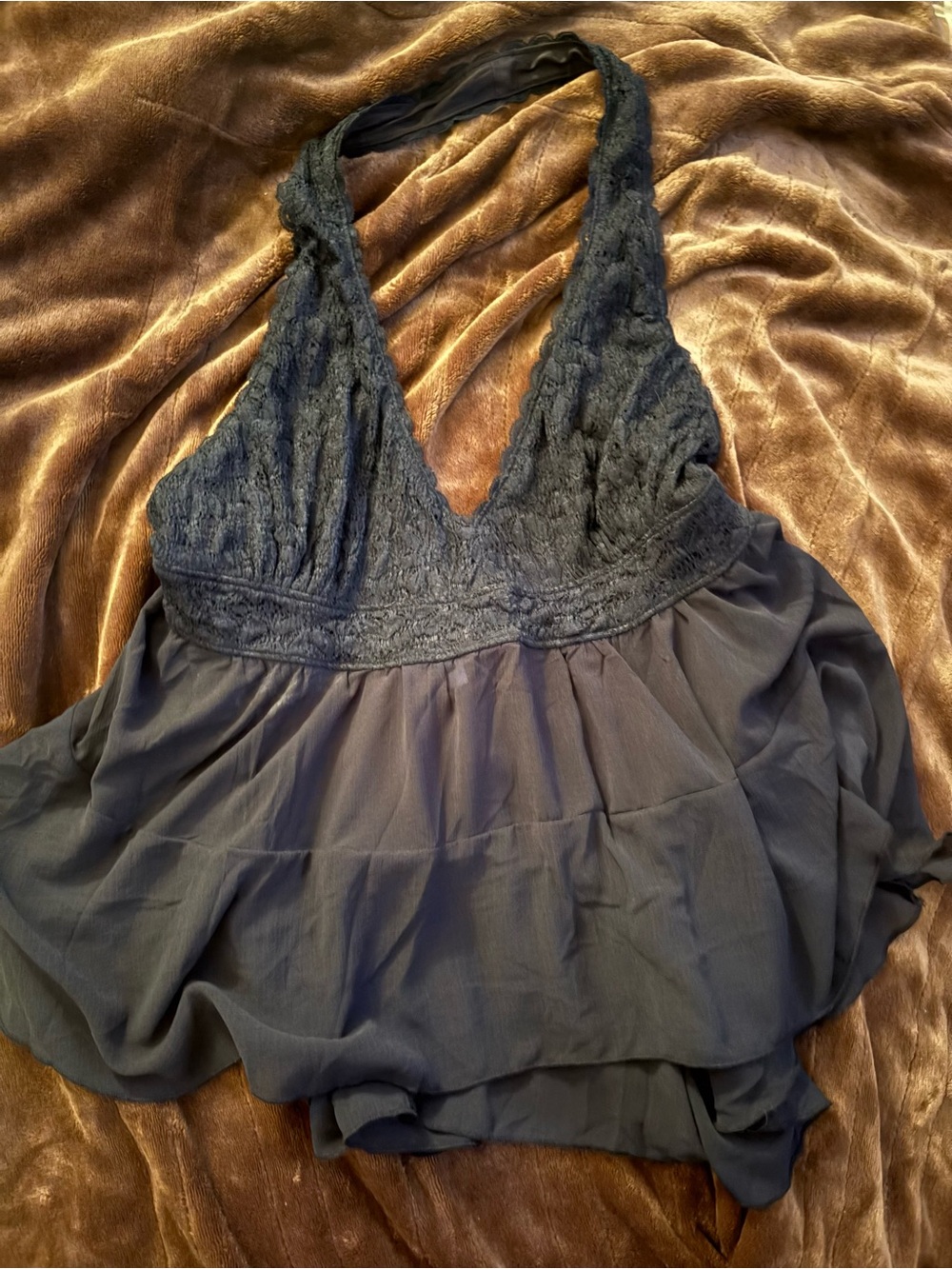 urban outfitters black lace halter top NWOT - Picture 2 of 4